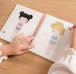 Little Dutch Aankleed- en stickerboek Rosa & Friends