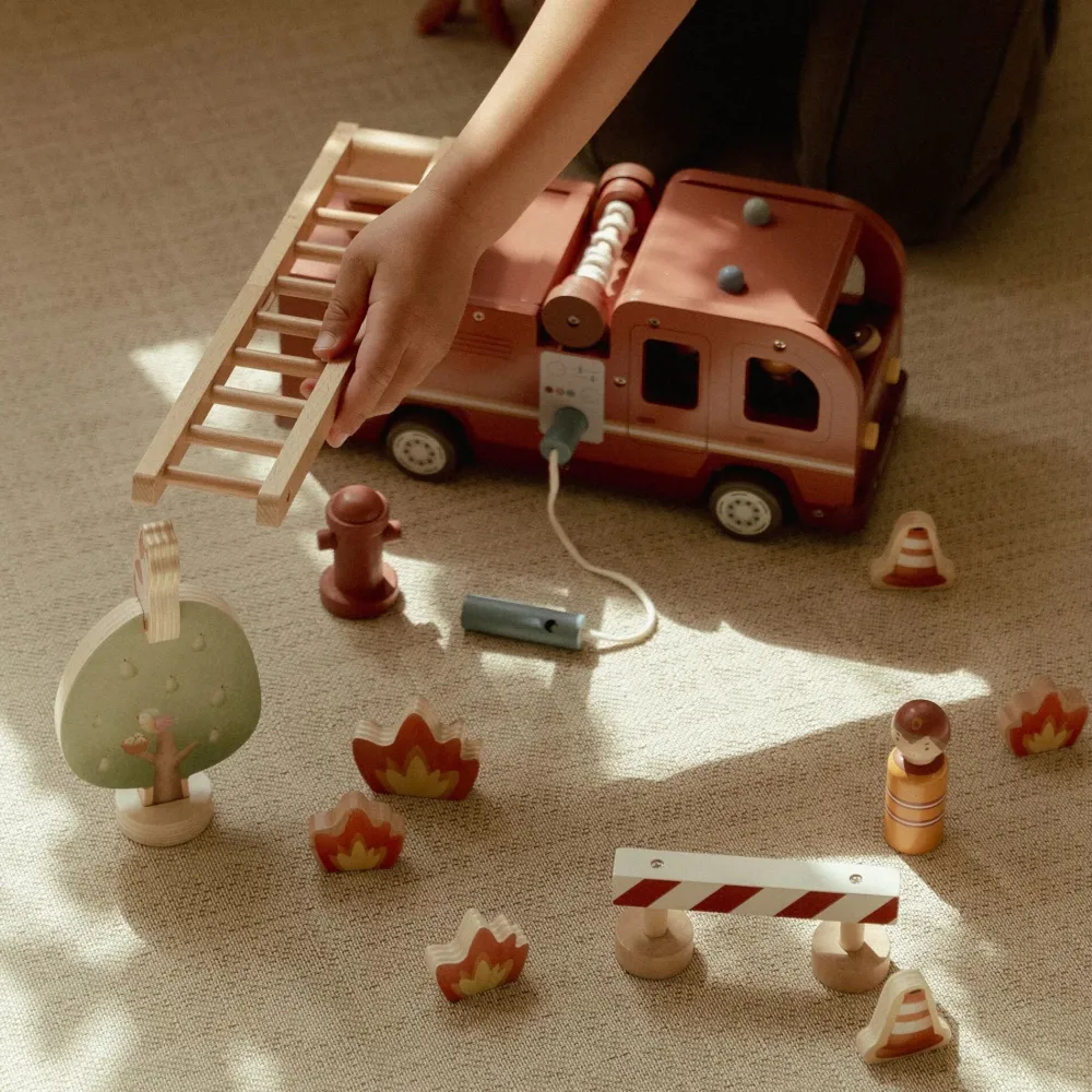 Little Dutch Houten brandweerwagen – Rood – Essentials