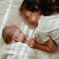 Little Dutch Ledikant deken - Beige - Little Goose - Moon & Stars