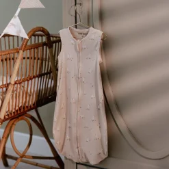 Little Dutch Slaapzak zomer – Beige – Maat 90 cm – Newborn Naturals – Little Goose