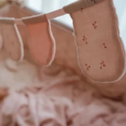 Little Dutch Slinger met vlaggetjes - Roze - Essentials