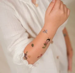 Little Dutch Tattoos Rosa & Friends