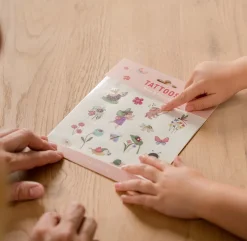 Little Dutch Tattoos Rosa & Friends